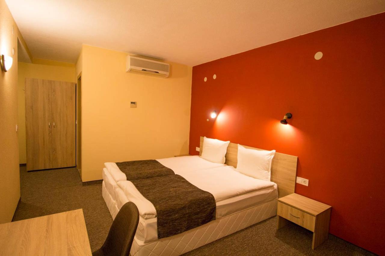Evridika Hotel เดวิน ภายนอก รูปภาพ