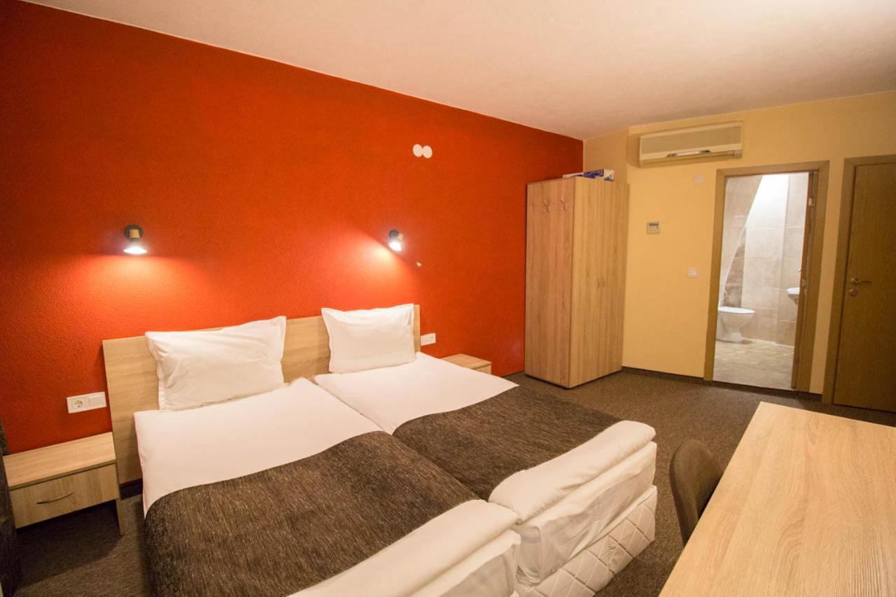 Evridika Hotel เดวิน ภายนอก รูปภาพ