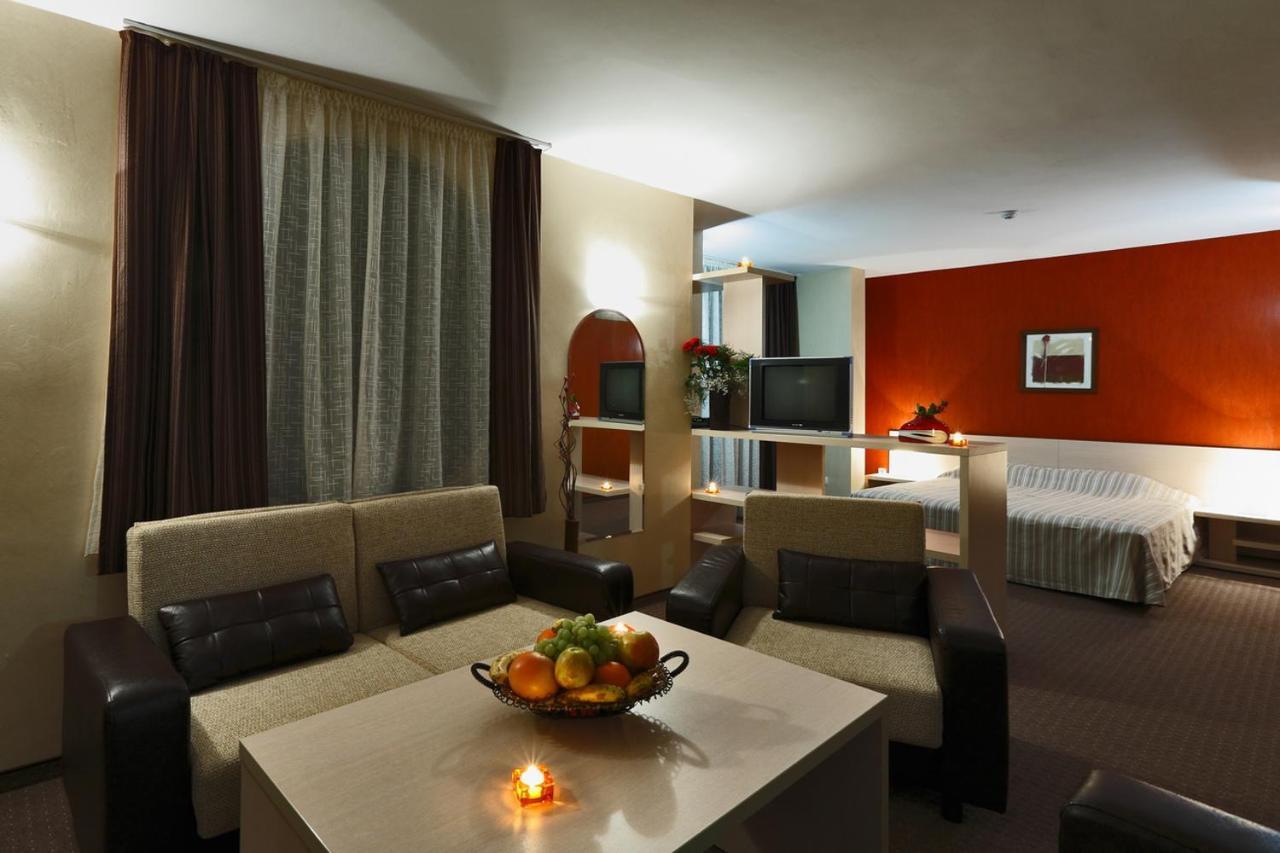 Evridika Hotel เดวิน ภายนอก รูปภาพ